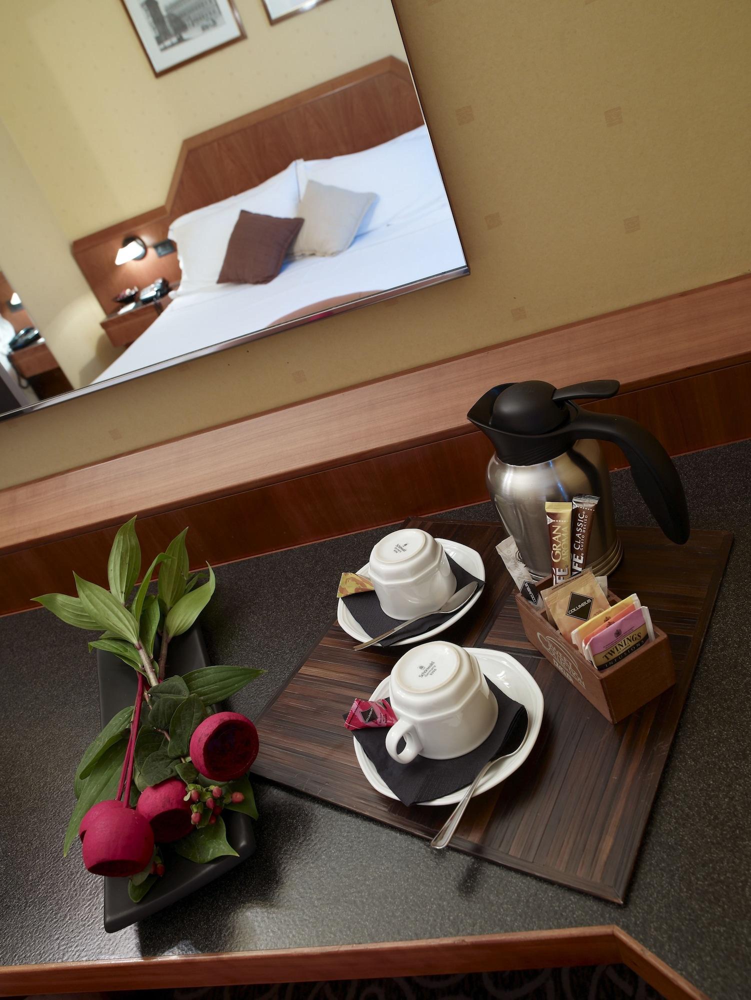 Montini Linate Airport 3*