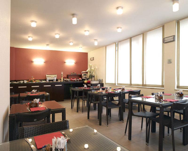 Hotel Montini Linate Airport Peschiera Borromeo